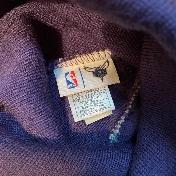 Adidas Charlotte Hornets NBA Knit Hat - Picture 4 of 4